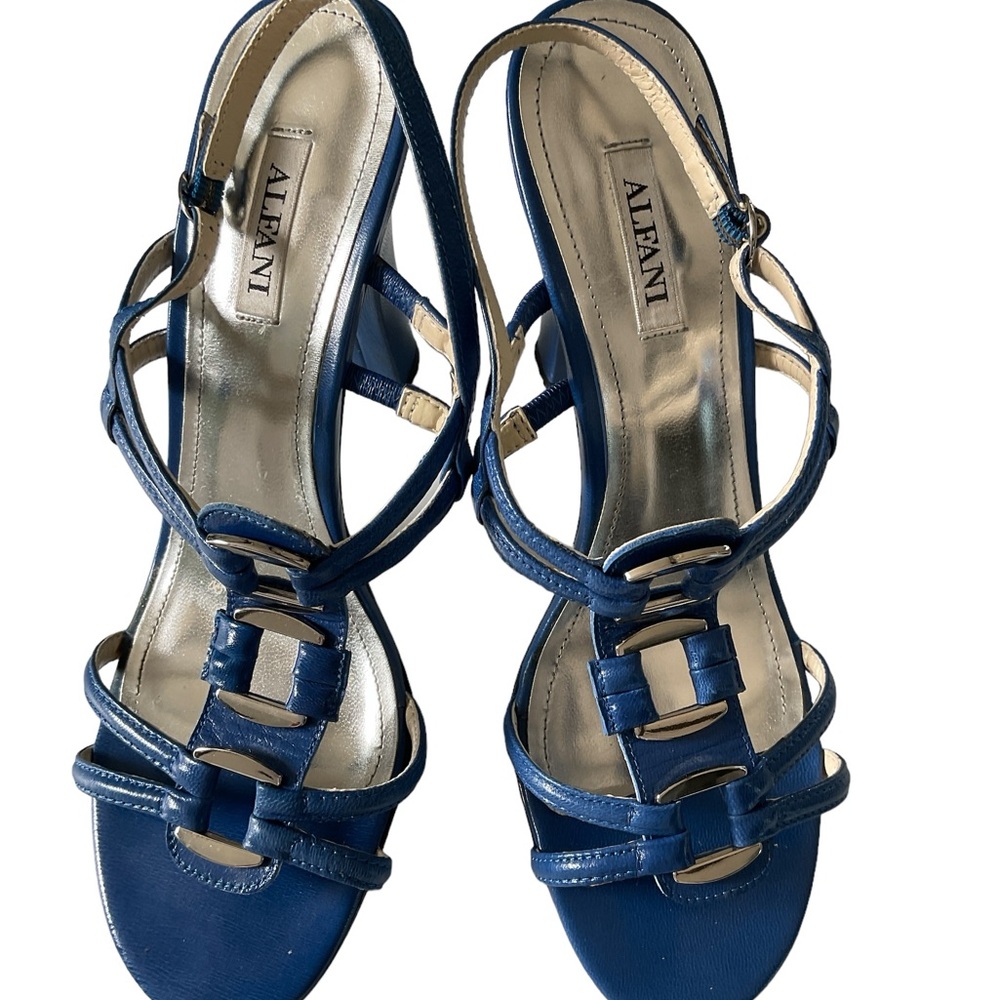 Alfani royal blue 4” heeled sandals. 8 1/2